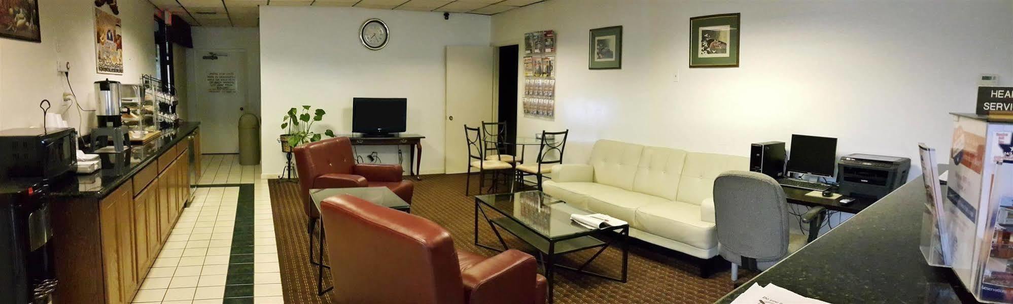 Americas Best Value Inn Bowie Екстериор снимка