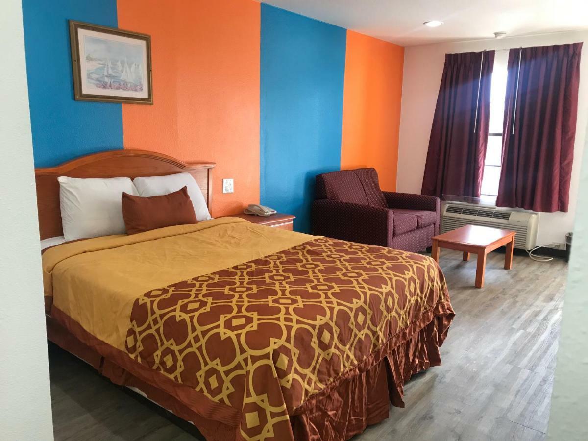 Americas Best Value Inn Bowie Екстериор снимка